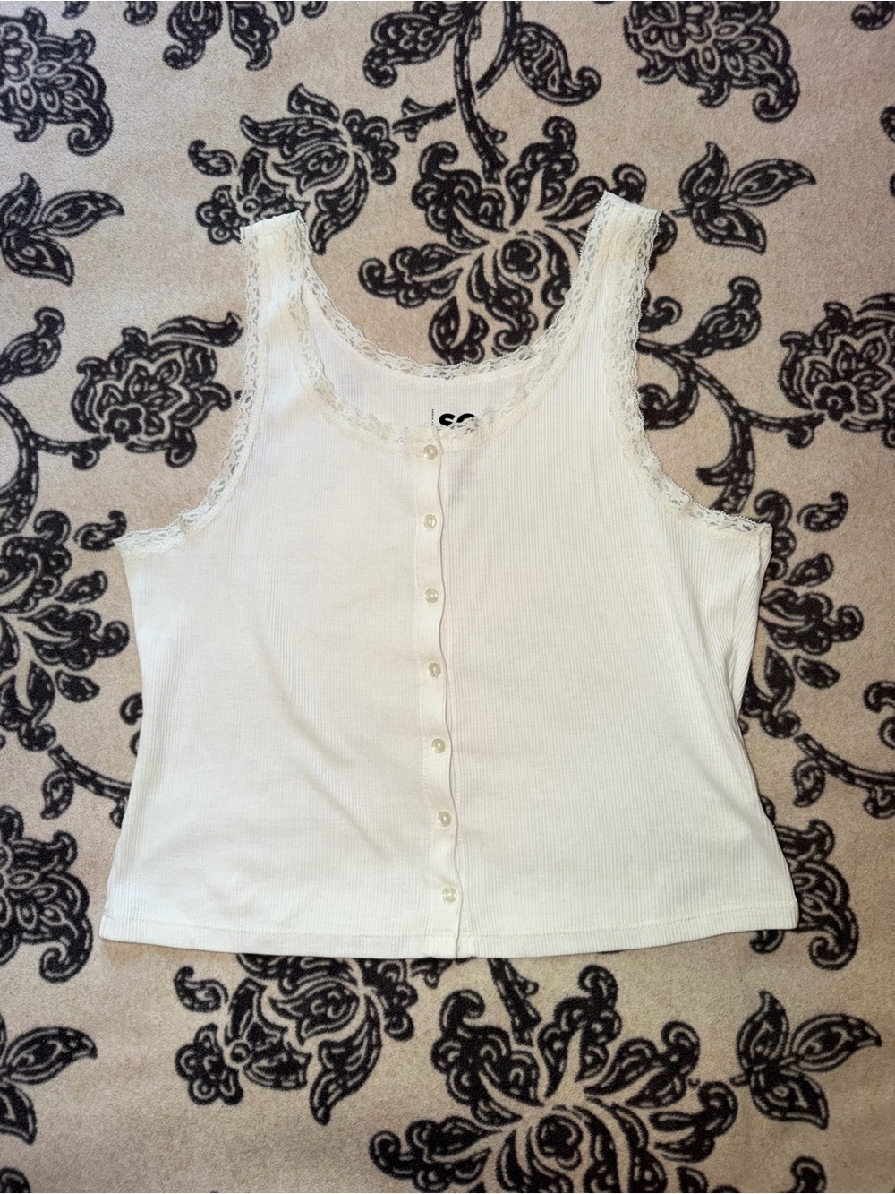 SO Cream Lace-Trim Button-Front Camisole